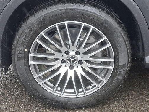 2025 Mercedes-Benz GLC 300 Base 4MATIC