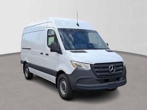 2025 Mercedes-Benz Sprinter 2500 Standard Roof