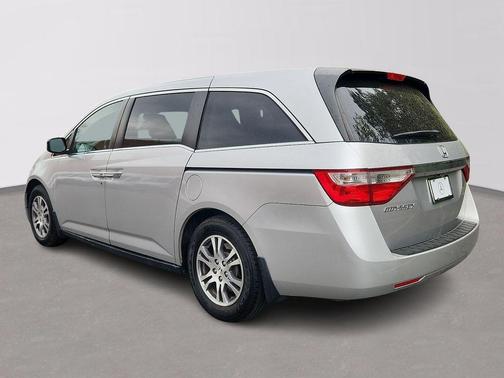 Alabaster Silver Metallic 2012 Honda Odyssey EX-L
