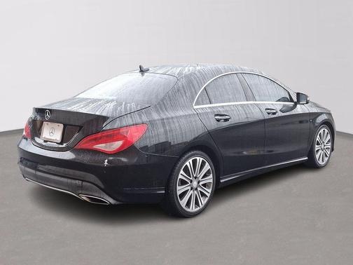 2017 Mercedes-Benz CLA 250 Base