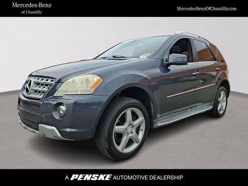 Steel Gray Metallic 2011 Mercedes-Benz M-Class ML 550 4MATIC