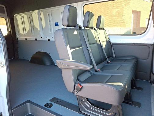 2026 Mercedes-Benz Sprinter 2500 High Roof