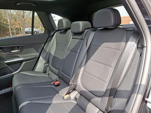 2025 Mercedes-Benz GLC 300 Base 4MATIC