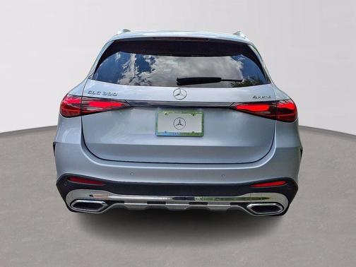 Silver Metallic 2023 Mercedes-Benz GLC 300 Base 4MATIC