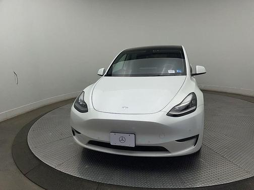 White 2021 Tesla Model Y Long Range