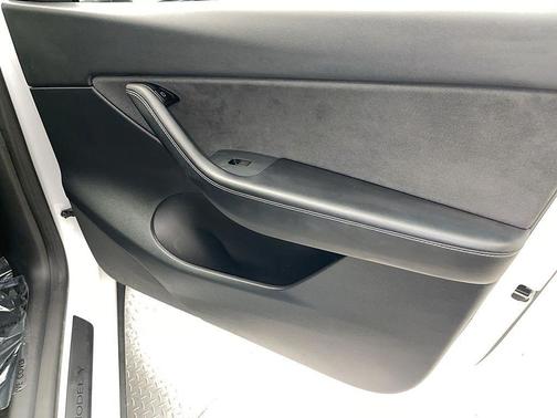 White 2021 Tesla Model Y Long Range