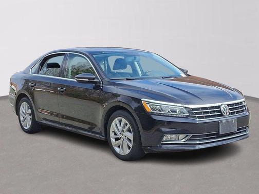 2018 Volkswagen Passat 2.0T SE