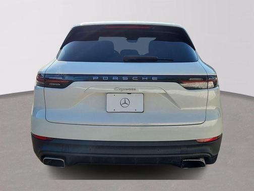 2021 Porsche Cayenne Base