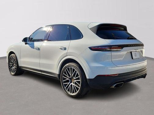 2021 Porsche Cayenne Base