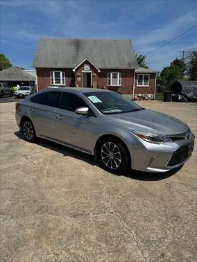 2018 Toyota Avalon XLE