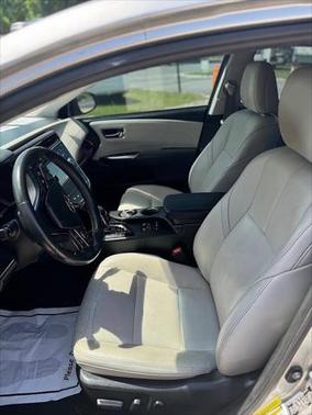 2018 Toyota Avalon XLE