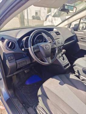 2013 Mazda Mazda5 Sport