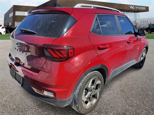 2022 Hyundai VENUE Limited