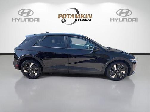 Black 2026 Hyundai IONIQ 5 SE