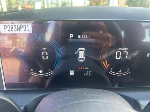 2025 Hyundai TUCSON SE