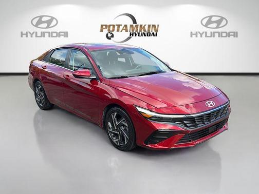 Red 2025 Hyundai ELANTRA SEL Convenience