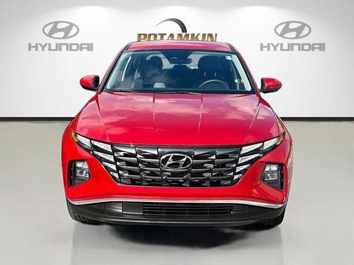 2023 Hyundai TUCSON SE