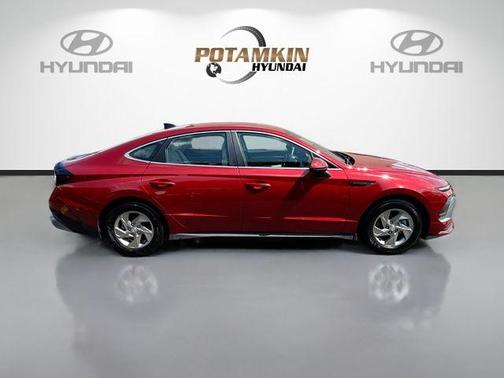 Red 2025 Hyundai SONATA SE