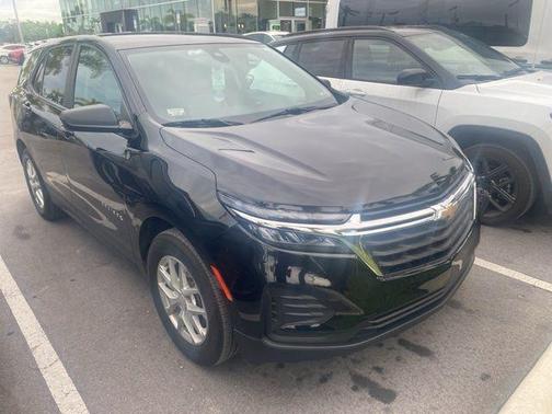 Mosaic Black Metallic 2023 Chevrolet Equinox LS