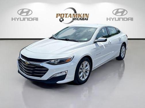 Summit White 2024 Chevrolet Malibu LT