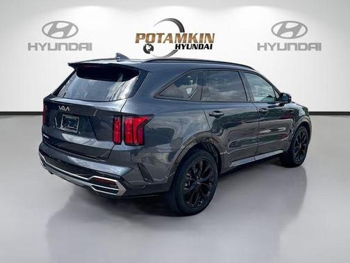 Gravity Gray 2023 Kia Sorento SX