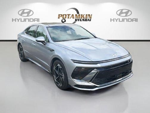 Silver 2024 Hyundai SONATA SEL