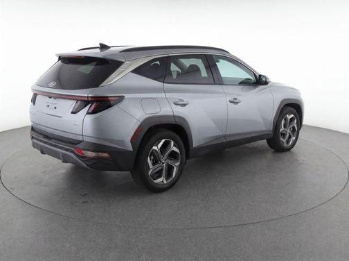 Shimmering Silver 2023 Hyundai TUCSON Limited
