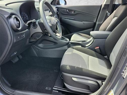 2023 Hyundai KONA SE