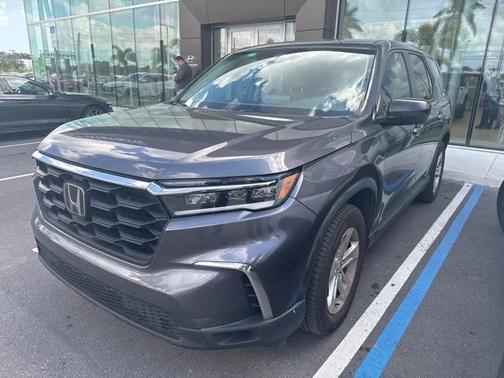 2023 Honda Pilot LX