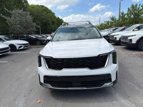Glacial White Pearl 2025 Kia Sorento S