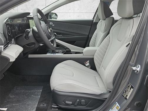 2025 Hyundai ELANTRA HEV Limited