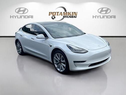 Pearl White Multi 2020 Tesla Model 3