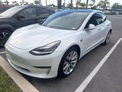 Pearl White Multi 2020 Tesla Model 3