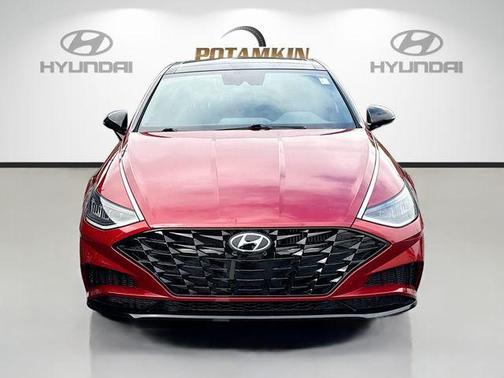Red 2023 Hyundai SONATA SEL Plus