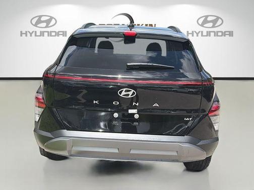 Abyss Black Pearl 2026 Hyundai KONA SEL Premium