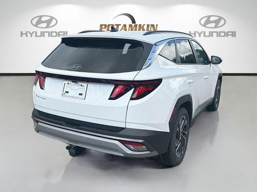 White Pearl 2026 Hyundai TUCSON SEL