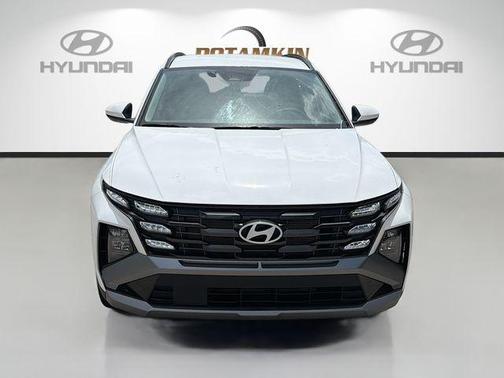 White Pearl 2026 Hyundai TUCSON SEL