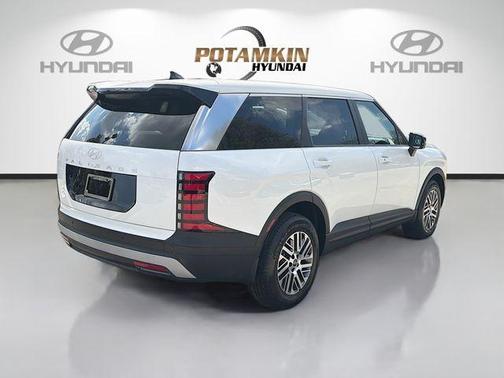 2026 Hyundai PALISADE SE