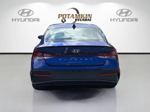 Intense Blue 2025 Hyundai ELANTRA SEL Sport