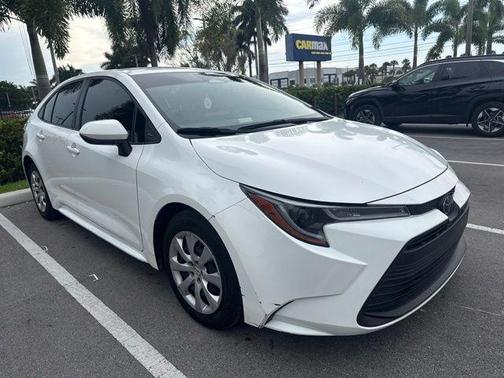 Ice 2023 Toyota Corolla LE