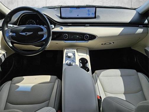 2022 Genesis GV70 2.5T