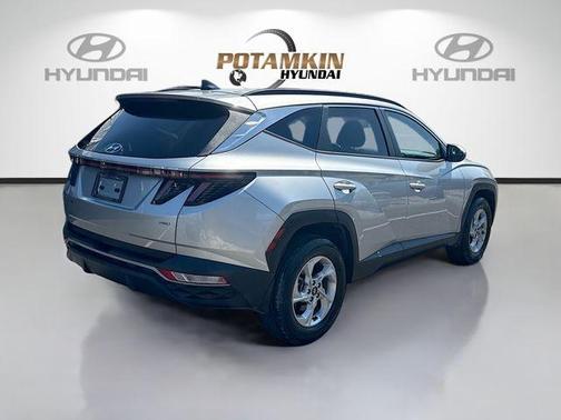 Shimmering Silver 2023 Hyundai TUCSON SEL