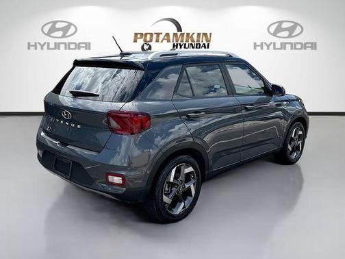 2023 Hyundai VENUE Limited