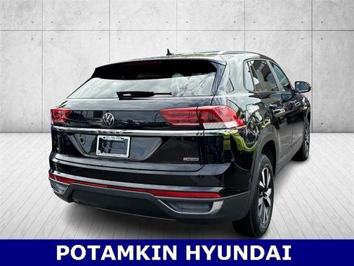 2022 Volkswagen Atlas Cross Sport 2.0T SE