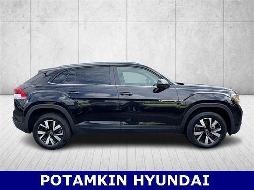 2022 Volkswagen Atlas Cross Sport 2.0T SE