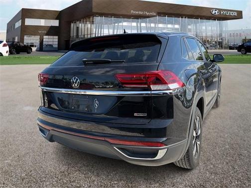 2022 Volkswagen Atlas Cross Sport 2.0T SE