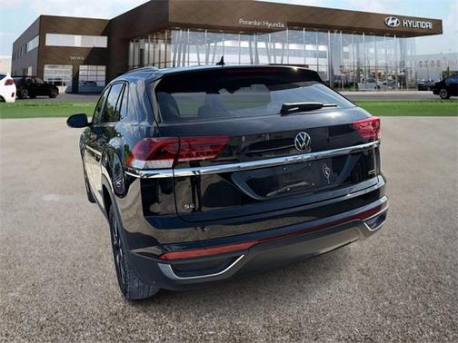 2022 Volkswagen Atlas Cross Sport 2.0T SE