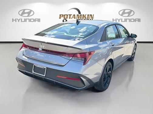 Metal 2026 Hyundai ELANTRA SEL Sport