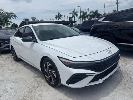 White 2025 Hyundai ELANTRA SEL Sport