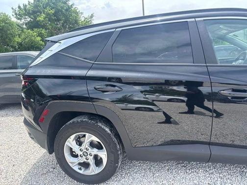 Black Pearl 2024 Hyundai TUCSON SEL